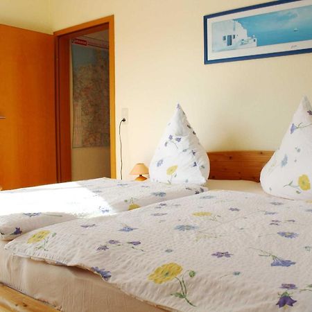 Ferienwohnung Am Schloss 웨케문데 외부 사진