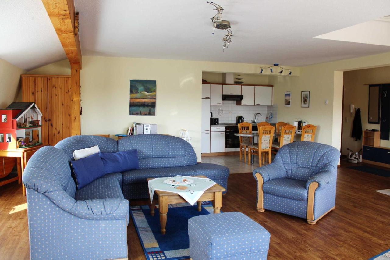 Ferienwohnung Am Schloss 웨케문데 외부 사진