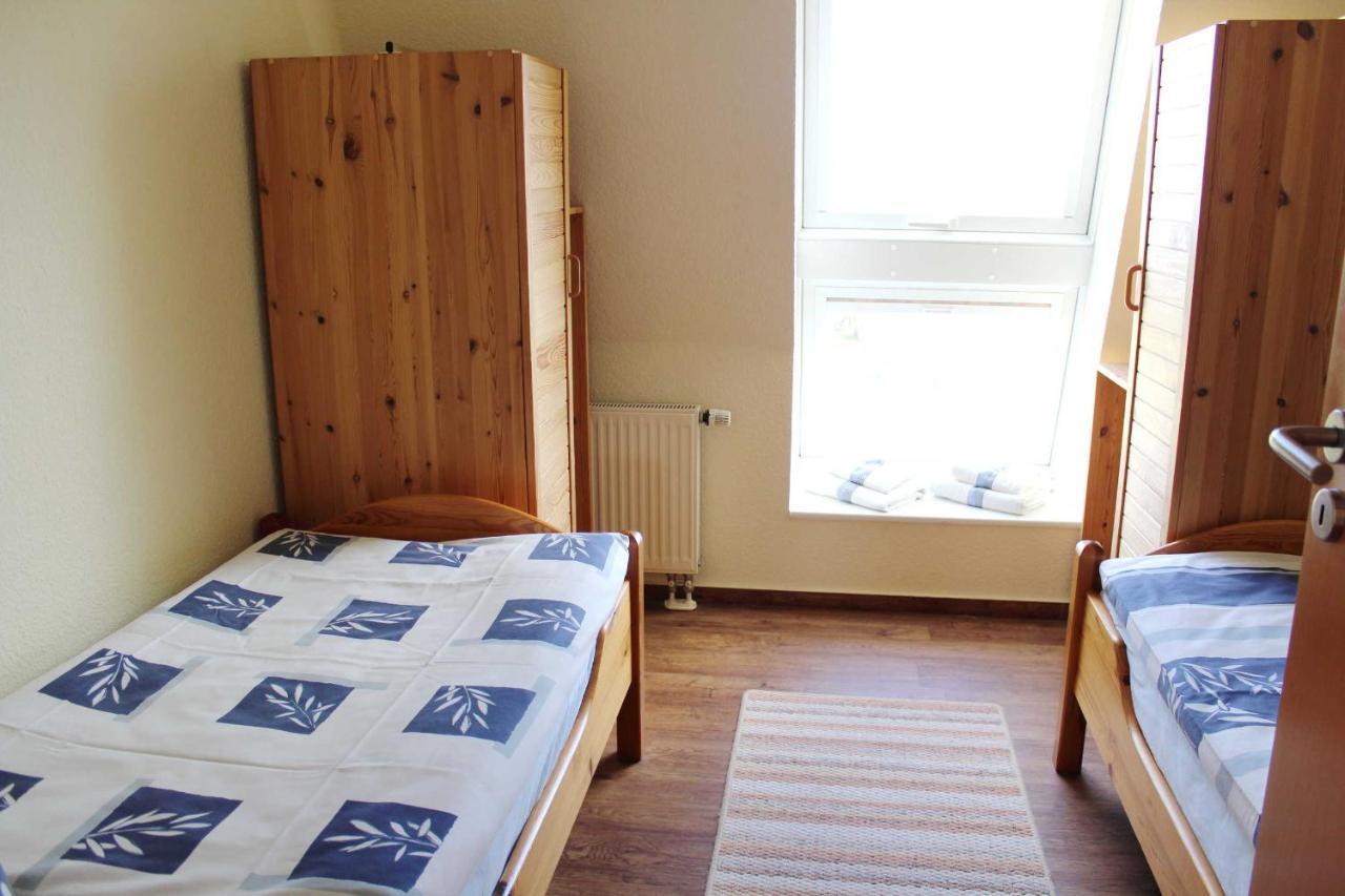 Ferienwohnung Am Schloss 웨케문데 외부 사진